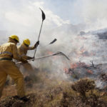 Equipos para la extinción de incendios en Tocarama